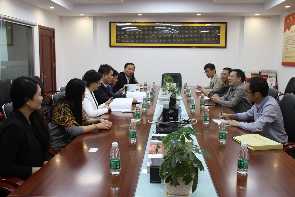 福州市投资促进局局长黄济霖一行到访总商会